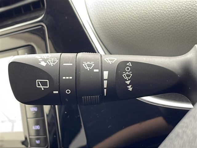 プリウス Ｓ　社外ナビ・フルセグ・トヨタセーフティセンス・レーダークルーズコントロール・プリクラッシュセーフティ・ＬＥＤオートライト・社外エアロ・バックカメラ・ＥＴＣ２．０・スペアキー・社外１８インチアルミ（24枚目）