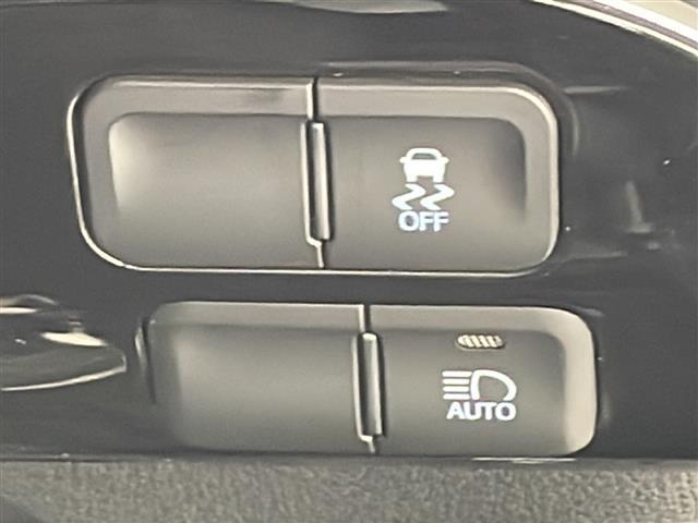 プリウス Ｓ　社外ナビ・フルセグ・トヨタセーフティセンス・レーダークルーズコントロール・プリクラッシュセーフティ・ＬＥＤオートライト・社外エアロ・バックカメラ・ＥＴＣ２．０・スペアキー・社外１８インチアルミ（32枚目）