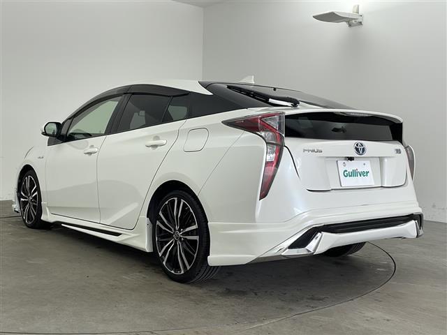 プリウス Ｓ　社外ナビ・フルセグ・トヨタセーフティセンス・レーダークルーズコントロール・プリクラッシュセーフティ・ＬＥＤオートライト・社外エアロ・バックカメラ・ＥＴＣ２．０・スペアキー・社外１８インチアルミ（42枚目）