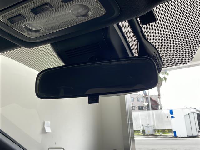 エスクァイア Gi プレミアムパッケージ ブラックテーラード ワンオーナー 純正ナビ フルセグTV バックカメラ トヨタセーフティセンス 両側パワースライドドア シートヒーター レザーシート モデリスタサイドスカート モデリスタリアスカート LEDヘッドライト(38枚目)