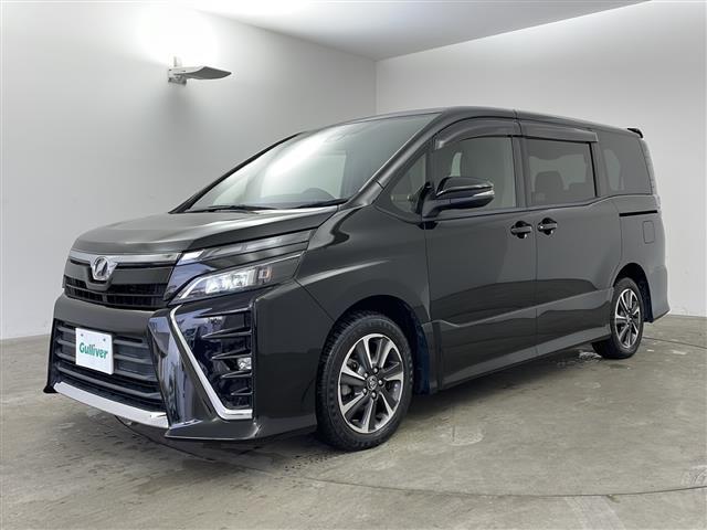 ヴォクシー ＺＳ　・トヨタセーフティーセンス・純正９インチＳＤナビ＆フルセグ＆ＢＴ＆ＤＶＤ・バックカメラ・両側パワースライドドア・ビルトインＥＴＣ２．０・ステアリングリモコン・純正前ドライブレコーダー・サンシェード（2枚目）