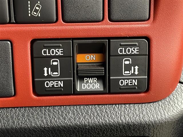 ヴォクシー ＺＳ　・トヨタセーフティーセンス・純正９インチＳＤナビ＆フルセグ＆ＢＴ＆ＤＶＤ・バックカメラ・両側パワースライドドア・ビルトインＥＴＣ２．０・ステアリングリモコン・純正前ドライブレコーダー・サンシェード（31枚目）