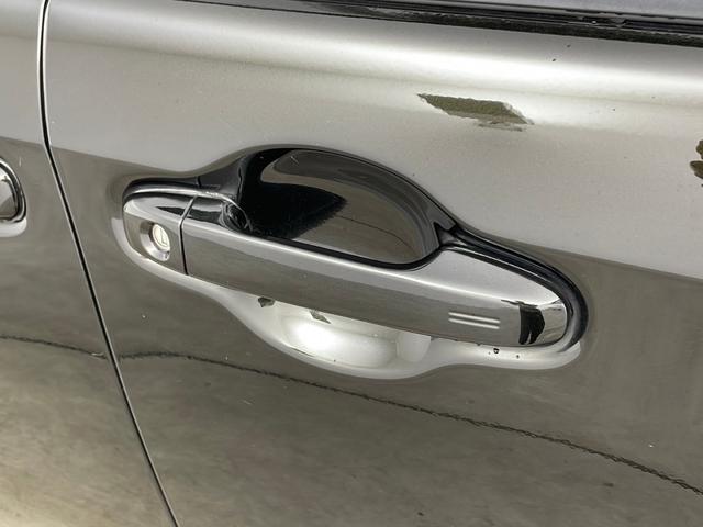 ヴォクシー ＺＳ　・トヨタセーフティーセンス・純正９インチＳＤナビ＆フルセグ＆ＢＴ＆ＤＶＤ・バックカメラ・両側パワースライドドア・ビルトインＥＴＣ２．０・ステアリングリモコン・純正前ドライブレコーダー・サンシェード（48枚目）