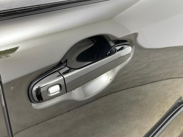 ヴォクシー ＺＳ　・トヨタセーフティーセンス・純正９インチＳＤナビ＆フルセグ＆ＢＴ＆ＤＶＤ・バックカメラ・両側パワースライドドア・ビルトインＥＴＣ２．０・ステアリングリモコン・純正前ドライブレコーダー・サンシェード（50枚目）