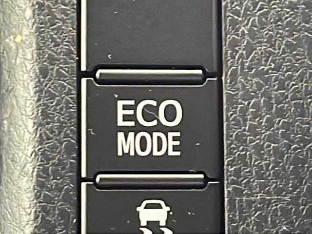 ヴォクシー ＺＳ　・トヨタセーフティーセンス・純正９インチＳＤナビ＆フルセグ＆ＢＴ＆ＤＶＤ・バックカメラ・両側パワースライドドア・ビルトインＥＴＣ２．０・ステアリングリモコン・純正前ドライブレコーダー・サンシェード（64枚目）