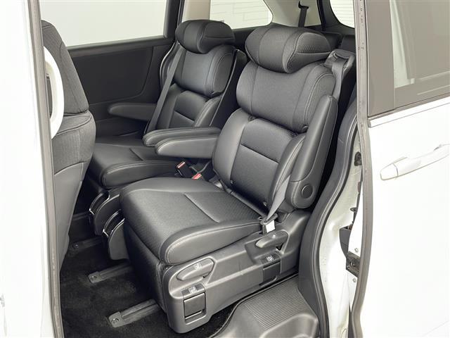 オデッセイ アブソルート・ＥＸ　１０インチナビ　ＴＶ　マルチビューカメラ　両側パワースライドドア　ハーフレザー　パワーシート　シートヒーター　衝突軽減　レーンキープサポート　ブラインドスポット　ＥＴＣ　コーナーセンサー　ＬＥＤライト（16枚目）