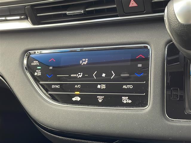 オデッセイ アブソルート・ＥＸ　１０インチナビ　ＴＶ　マルチビューカメラ　両側パワースライドドア　ハーフレザー　パワーシート　シートヒーター　衝突軽減　レーンキープサポート　ブラインドスポット　ＥＴＣ　コーナーセンサー　ＬＥＤライト（27枚目）