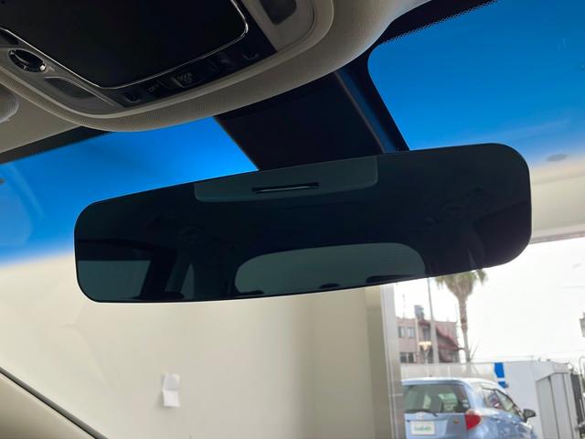 オデッセイ アブソルート・ＥＸ　１０インチナビ　ＴＶ　マルチビューカメラ　両側パワースライドドア　ハーフレザー　パワーシート　シートヒーター　衝突軽減　レーンキープサポート　ブラインドスポット　ＥＴＣ　コーナーセンサー　ＬＥＤライト（72枚目）