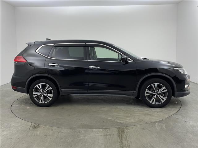 エクストレイル 20Xi 純正ナビ TV アラウンドビューモニター インテリジェントルームミラー ビルトインETC エマージェンシーブレーキ 前後ソナー アイドリングストップ パワーバックドア インテリジェントキー 純正アルミ(6枚目)