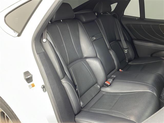 LS LS500 Iパッケージ ナビ TV フロントサイドバックカメラ サンルーフ プリクラッシュセーフティ レーントレーシングアシスト ブラインドスポットモニター デジタルインナーミラー シートヒーター エアシート 本革シート(11枚目)