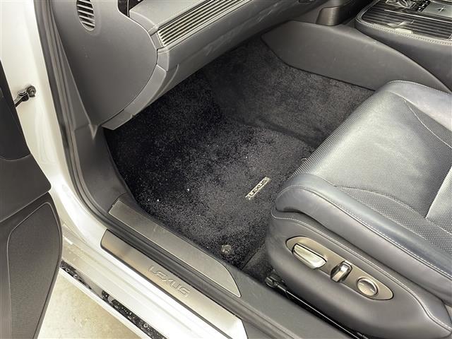 LS LS500 Iパッケージ ナビ TV フロントサイドバックカメラ サンルーフ プリクラッシュセーフティ レーントレーシングアシスト ブラインドスポットモニター デジタルインナーミラー シートヒーター エアシート 本革シート(12枚目)