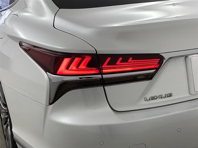 LS LS500 Iパッケージ ナビ TV フロントサイドバックカメラ サンルーフ プリクラッシュセーフティ レーントレーシングアシスト ブラインドスポットモニター デジタルインナーミラー シートヒーター エアシート 本革シート(38枚目)