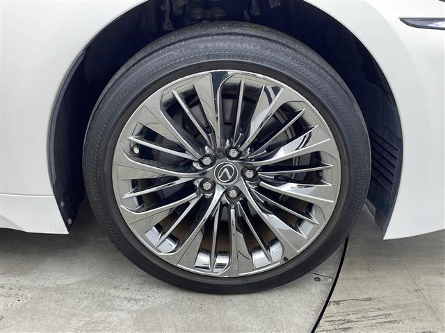 LS LS500 Iパッケージ ナビ TV フロントサイドバックカメラ サンルーフ プリクラッシュセーフティ レーントレーシングアシスト ブラインドスポットモニター デジタルインナーミラー シートヒーター エアシート 本革シート(41枚目)