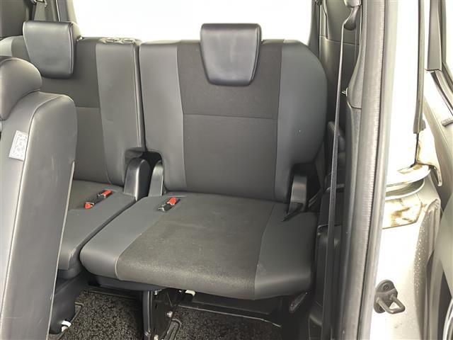 ノア Si ダブルバイビーII ワンオーナー 純正ナビ フルセグTV バックカメラ 両側パワースライドドア プリクラッシュセーフティ クルーズコントロール LEDヘッドライト ビルトインETC 純正16インチAW スマートキー(17枚目)