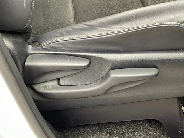 ノア Si ダブルバイビーII ワンオーナー 純正ナビ フルセグTV バックカメラ 両側パワースライドドア プリクラッシュセーフティ クルーズコントロール LEDヘッドライト ビルトインETC 純正16インチAW スマートキー(76枚目)