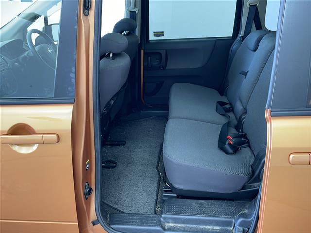 ラフェスタ ２０Ｓ　ＡＭ／ＦＭ／ＣＤ／ＭＤ　サンルーフ　ＥＴＣ　ＡＢＳ　ハロゲンライト　リモコンキー　オートエアコン　純正フロアマット　ウォークスルー　両側スライドドア　電動格納ミラー　サイドバイザー　Ｗエアバッグ（15枚目）
