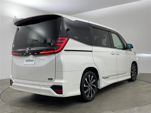 ノア ハイブリッドS-Z 純正DA バックカメラ トヨタセーフティセンス ブラインドスポットモニター 前後クリアランスソナー シグネチャーイルミブレード モデリスタサイドスカート 純正アルミホイールタイヤ スペアキー ETC(3枚目)