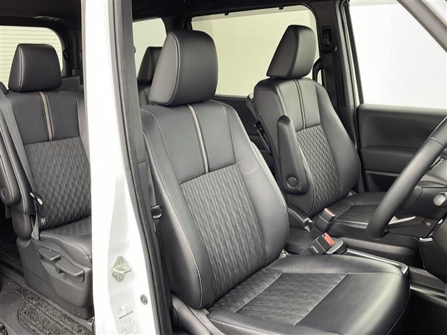 ノア ハイブリッドS-Z 純正DA バックカメラ トヨタセーフティセンス ブラインドスポットモニター 前後クリアランスソナー シグネチャーイルミブレード モデリスタサイドスカート 純正アルミホイールタイヤ スペアキー ETC(9枚目)