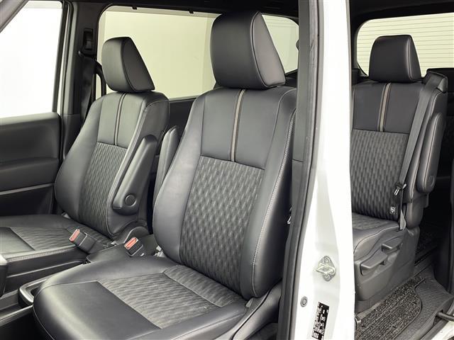 ノア ハイブリッドS-Z 純正DA バックカメラ トヨタセーフティセンス ブラインドスポットモニター 前後クリアランスソナー シグネチャーイルミブレード モデリスタサイドスカート 純正アルミホイールタイヤ スペアキー ETC(14枚目)