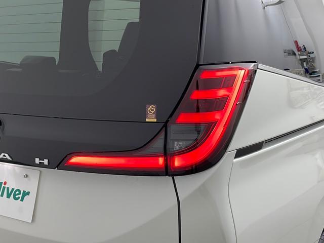 ノア ハイブリッドS-Z 純正DA バックカメラ トヨタセーフティセンス ブラインドスポットモニター 前後クリアランスソナー シグネチャーイルミブレード モデリスタサイドスカート 純正アルミホイールタイヤ スペアキー ETC(45枚目)