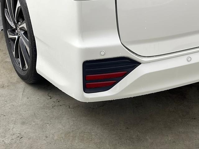 ノア ハイブリッドS-Z 純正DA バックカメラ トヨタセーフティセンス ブラインドスポットモニター 前後クリアランスソナー シグネチャーイルミブレード モデリスタサイドスカート 純正アルミホイールタイヤ スペアキー ETC(46枚目)