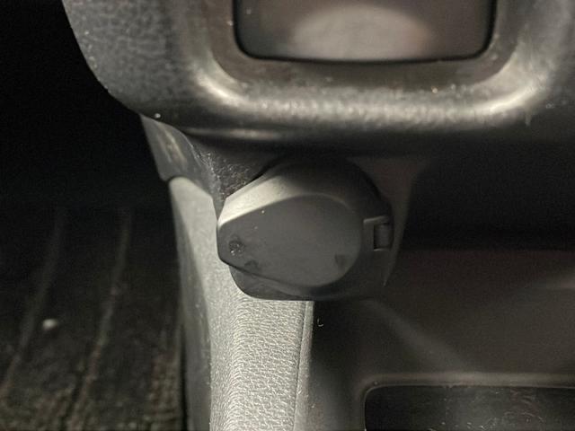 ノア ハイブリッドS-Z 純正DA バックカメラ トヨタセーフティセンス ブラインドスポットモニター 前後クリアランスソナー シグネチャーイルミブレード モデリスタサイドスカート 純正アルミホイールタイヤ スペアキー ETC(73枚目)