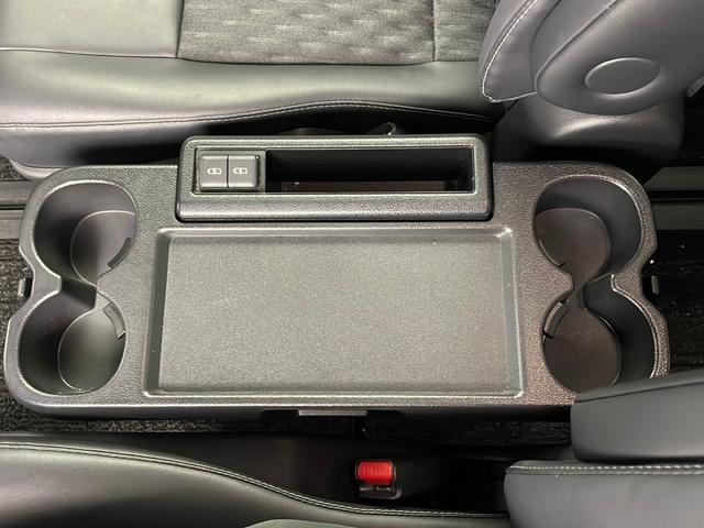 ノア ハイブリッドS-Z 純正DA バックカメラ トヨタセーフティセンス ブラインドスポットモニター 前後クリアランスソナー シグネチャーイルミブレード モデリスタサイドスカート 純正アルミホイールタイヤ スペアキー ETC(79枚目)