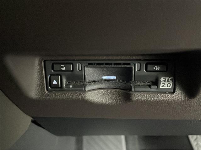 アルファードハイブリッド エグゼクティブラウンジ 純正DA パノラミックミューモニター フリップダウンモニター トヨタセーフティセンス 左右独立ムーンルーフ JBLスピーカー 左右ユニバーサルステップ パワーサンシェード デジタルインナーミラー(33枚目)