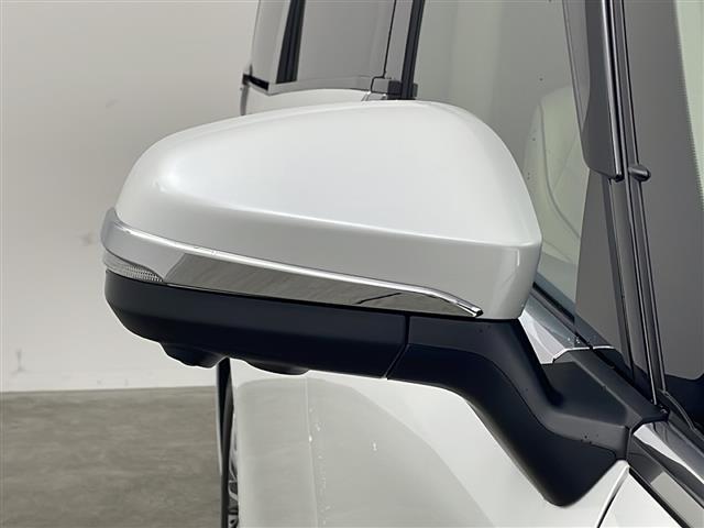 アルファードハイブリッド エグゼクティブラウンジ 純正DA パノラミックミューモニター フリップダウンモニター トヨタセーフティセンス 左右独立ムーンルーフ JBLスピーカー 左右ユニバーサルステップ パワーサンシェード デジタルインナーミラー(40枚目)