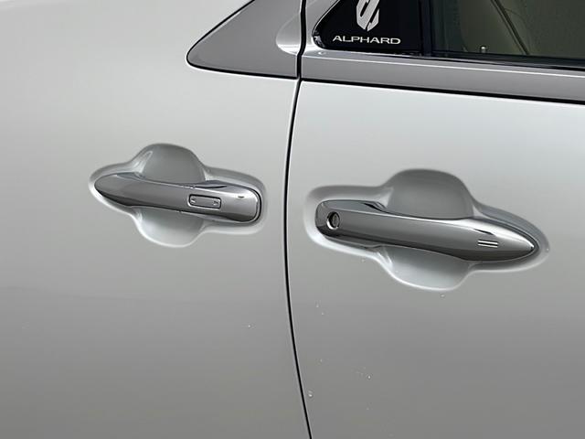 アルファードハイブリッド エグゼクティブラウンジ 純正DA パノラミックミューモニター フリップダウンモニター トヨタセーフティセンス 左右独立ムーンルーフ JBLスピーカー 左右ユニバーサルステップ パワーサンシェード デジタルインナーミラー(50枚目)