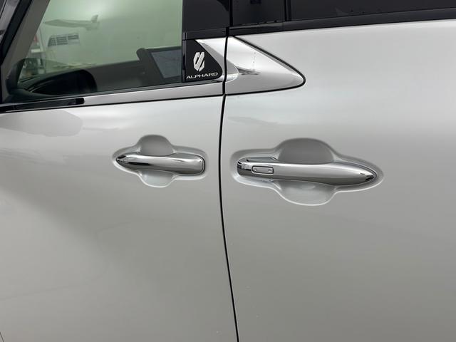 アルファードハイブリッド エグゼクティブラウンジ 純正DA パノラミックミューモニター フリップダウンモニター トヨタセーフティセンス 左右独立ムーンルーフ JBLスピーカー 左右ユニバーサルステップ パワーサンシェード デジタルインナーミラー(51枚目)