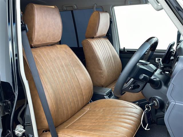 ランドクルーザー70 AX 4WD フローティングナビ フルセグTV バックカメラ トヨタセーフティセンス クルーズコントロール デジタルインナーミラー 前後ドライブレコーダー 社外レーダー シートヒーター 純正16インチAW(8枚目)