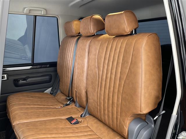 ランドクルーザー70 AX 4WD フローティングナビ フルセグTV バックカメラ トヨタセーフティセンス クルーズコントロール デジタルインナーミラー 前後ドライブレコーダー 社外レーダー シートヒーター 純正16インチAW(11枚目)
