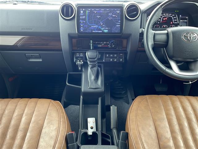 ランドクルーザー70 AX 4WD フローティングナビ フルセグTV バックカメラ トヨタセーフティセンス クルーズコントロール デジタルインナーミラー 前後ドライブレコーダー 社外レーダー シートヒーター 純正16インチAW(18枚目)