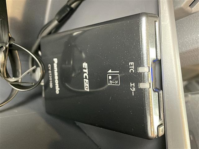 ランドクルーザー70 AX 4WD フローティングナビ フルセグTV バックカメラ トヨタセーフティセンス クルーズコントロール デジタルインナーミラー 前後ドライブレコーダー 社外レーダー シートヒーター 純正16インチAW(35枚目)