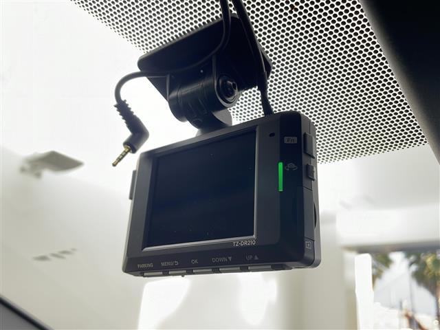 プリウス U 純正ディスプレイオーディオ バックカメラ トヨタセーフティセンス 電動パーキングブレーキ ブレーキホールド 前後ドライブレコーダー LEDヘッドライト AC100V電源 ビルトインETC2.0(31枚目)