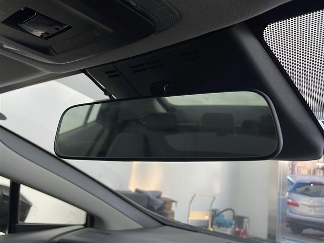 プリウス U 純正ディスプレイオーディオ バックカメラ トヨタセーフティセンス 電動パーキングブレーキ ブレーキホールド 前後ドライブレコーダー LEDヘッドライト AC100V電源 ビルトインETC2.0(34枚目)