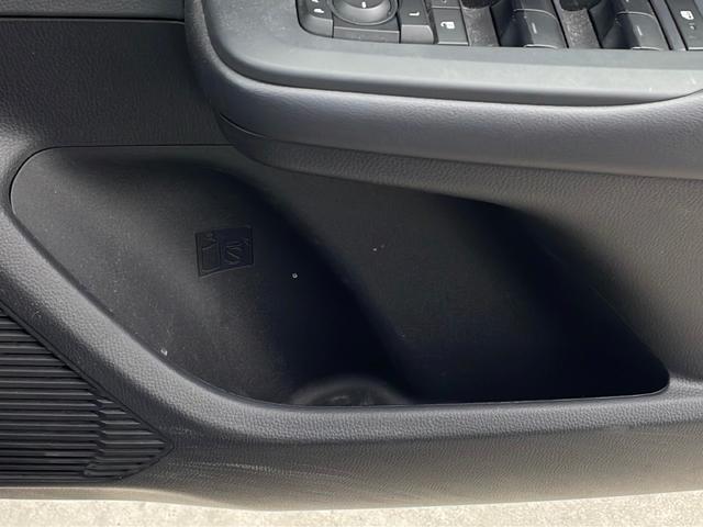 プリウス U 純正ディスプレイオーディオ バックカメラ トヨタセーフティセンス 電動パーキングブレーキ ブレーキホールド 前後ドライブレコーダー LEDヘッドライト AC100V電源 ビルトインETC2.0(71枚目)