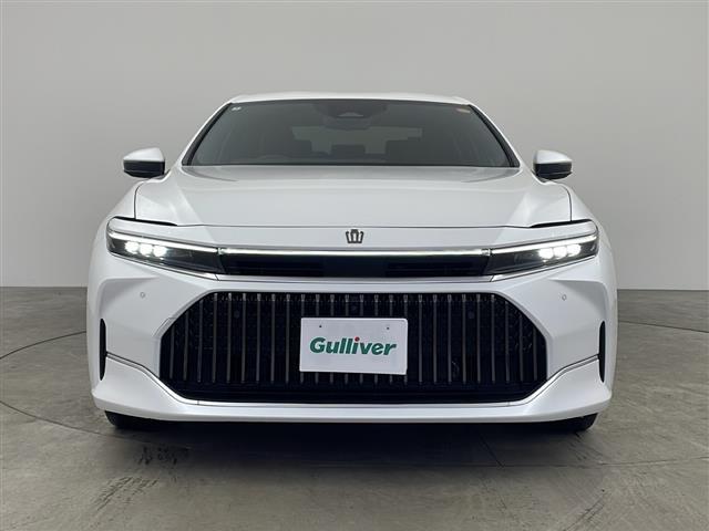 クラウン Z ・純正12.3インチナビ&フルセグ&BT&USB・パノラマミックビューモニター・黒革シート・デジタルインナーミラー・ワイパーデアイサー・ワイヤレス充電・トヨタセーフティセンス・寒冷地仕様(4枚目)