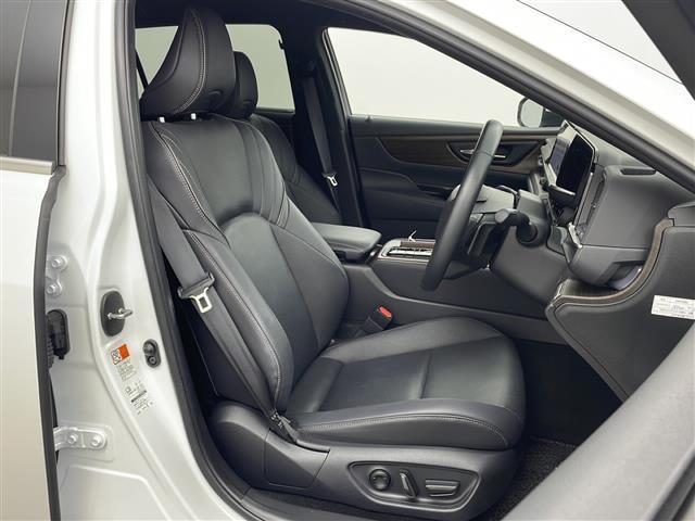 クラウン Z ・純正12.3インチナビ&フルセグ&BT&USB・パノラマミックビューモニター・黒革シート・デジタルインナーミラー・ワイパーデアイサー・ワイヤレス充電・トヨタセーフティセンス・寒冷地仕様(9枚目)