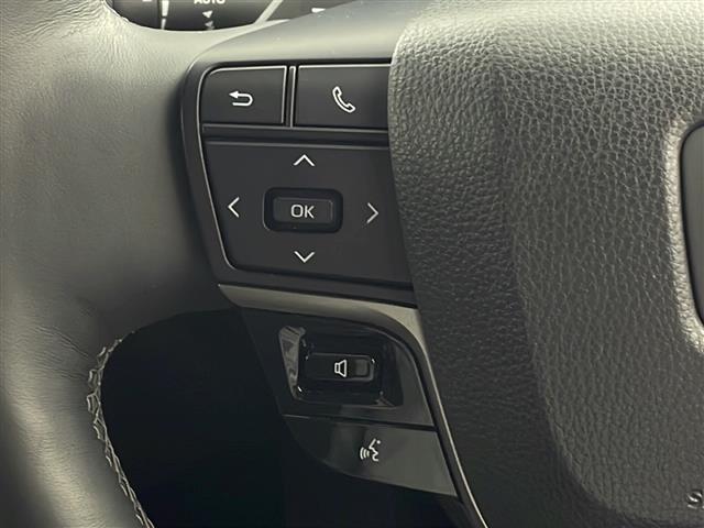 クラウン Z ・純正12.3インチナビ&フルセグ&BT&USB・パノラマミックビューモニター・黒革シート・デジタルインナーミラー・ワイパーデアイサー・ワイヤレス充電・トヨタセーフティセンス・寒冷地仕様(19枚目)