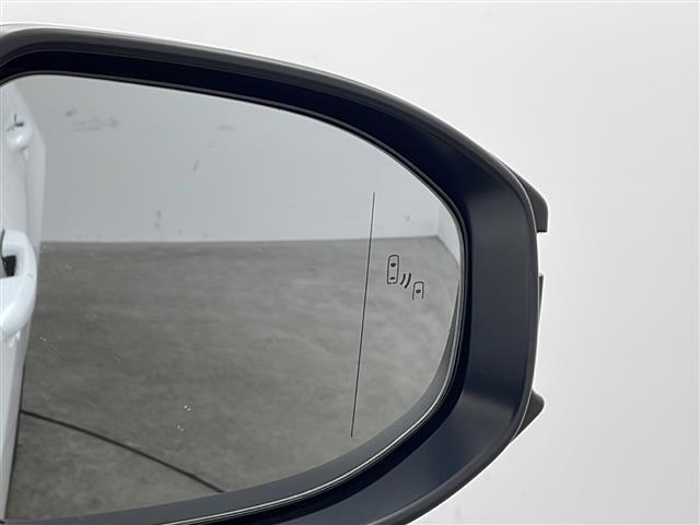 クラウン Z ・純正12.3インチナビ&フルセグ&BT&USB・パノラマミックビューモニター・黒革シート・デジタルインナーミラー・ワイパーデアイサー・ワイヤレス充電・トヨタセーフティセンス・寒冷地仕様(37枚目)