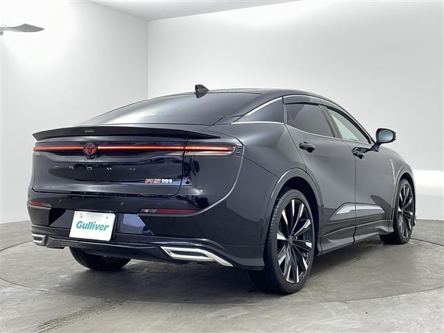 クラウンクロスオーバー ＲＳアドバンスド　・サンルーフ・モデリスタエアロ・ドライバーサポートパッケージ２・前後ドライブレコーダー・デジタルインナーミラー・パノラマミックビューモニター・アドバンスドパーク・置くだけ充電・ＬＥＤ・フルセグ・ＥＴＣ（3枚目）