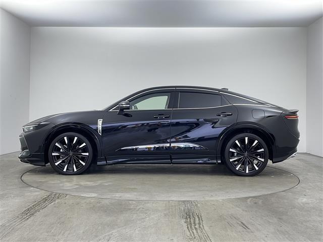 クラウンクロスオーバー ＲＳアドバンスド　・サンルーフ・モデリスタエアロ・ドライバーサポートパッケージ２・前後ドライブレコーダー・デジタルインナーミラー・パノラマミックビューモニター・アドバンスドパーク・置くだけ充電・ＬＥＤ・フルセグ・ＥＴＣ（7枚目）