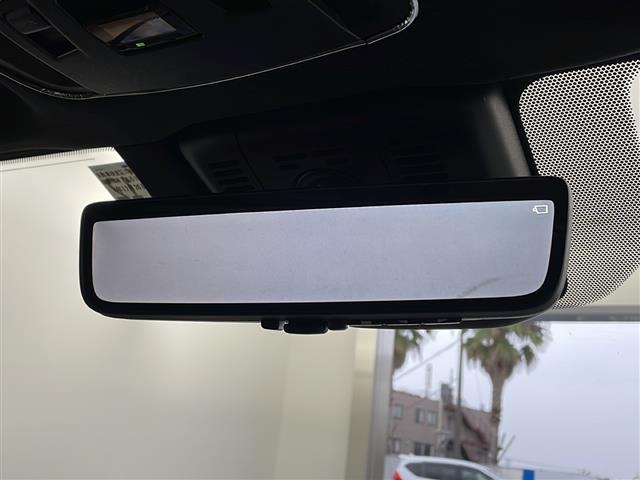 クラウンクロスオーバー ＲＳアドバンスド　・サンルーフ・モデリスタエアロ・ドライバーサポートパッケージ２・前後ドライブレコーダー・デジタルインナーミラー・パノラマミックビューモニター・アドバンスドパーク・置くだけ充電・ＬＥＤ・フルセグ・ＥＴＣ（30枚目）