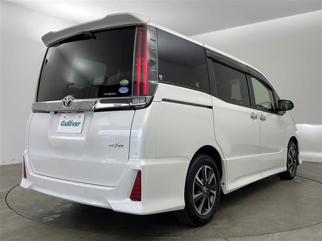 ノア Ｓｉ　ダブルバイビーＩＩ　純正ナビ　ＴＶ　バックカメラ　ＥＴＣ　両側パワースライドドア　プリクラッシュセーフティ　レーンディパーチャーアラート　オートマチックハイビーム　ドライブレコーダー　クルーズコントロール　純正アルミ（3枚目）