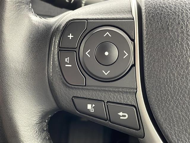 ノア Ｓｉ　ダブルバイビーＩＩ　純正ナビ　ＴＶ　バックカメラ　ＥＴＣ　両側パワースライドドア　プリクラッシュセーフティ　レーンディパーチャーアラート　オートマチックハイビーム　ドライブレコーダー　クルーズコントロール　純正アルミ（22枚目）