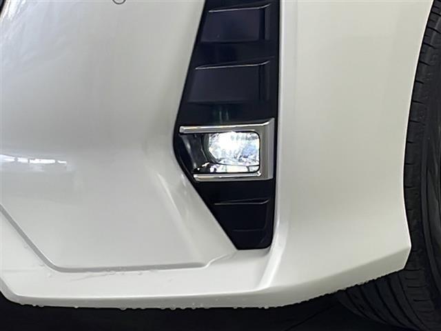 ノア Ｓｉ　ダブルバイビーＩＩ　純正ナビ　ＴＶ　バックカメラ　ＥＴＣ　両側パワースライドドア　プリクラッシュセーフティ　レーンディパーチャーアラート　オートマチックハイビーム　ドライブレコーダー　クルーズコントロール　純正アルミ（39枚目）