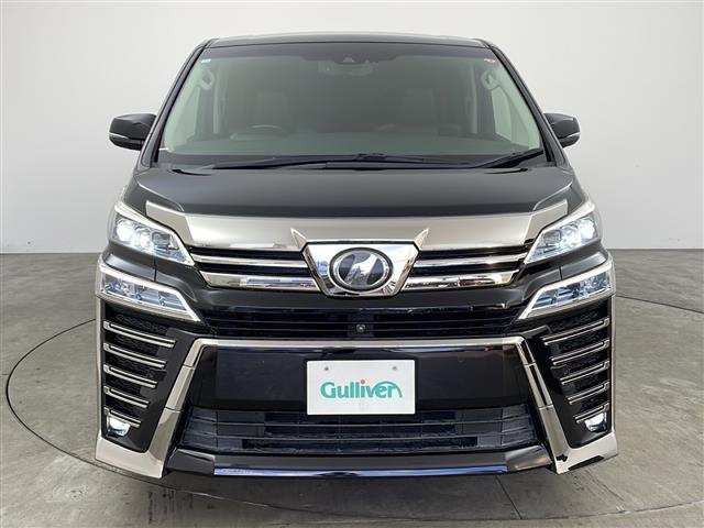 ヴェルファイア ２．５Ｚ　Ｇエディション　純正ナビ　全方位カメラ　パノラミックビューモニター　トヨタセーフティセンス　１２インチフリップダウンモニター　デジタルインナーミラー　ＪＢＬサウンド　三眼ＬＥＤヘッドライト　革シート（4枚目）