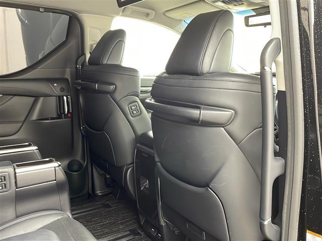 ヴェルファイア ２．５Ｚ　Ｇエディション　純正ナビ　全方位カメラ　パノラミックビューモニター　トヨタセーフティセンス　１２インチフリップダウンモニター　デジタルインナーミラー　ＪＢＬサウンド　三眼ＬＥＤヘッドライト　革シート（10枚目）